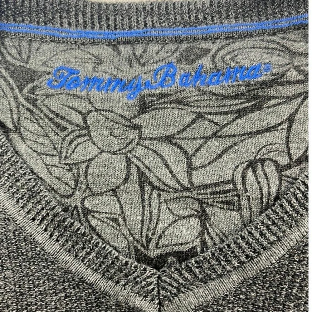 Tommy Bahama Sweater‎ Mens Large Gray Cotton Textured V-Neck Long Sleeve EUC